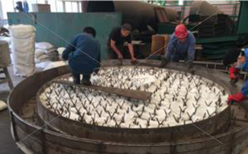 耐火浇注料施工