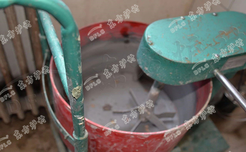 钢纤维耐火浇注料厂家告诉你钢纤维浇注料的性能