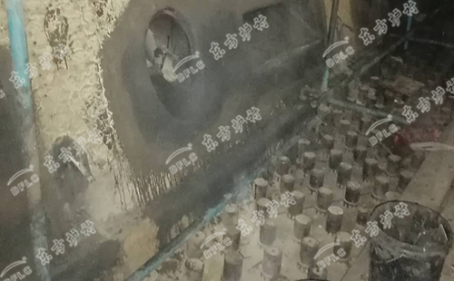东方炉衬告诉你磷酸盐耐火浇注料的配比