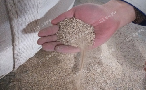 耐火浇注料性能
