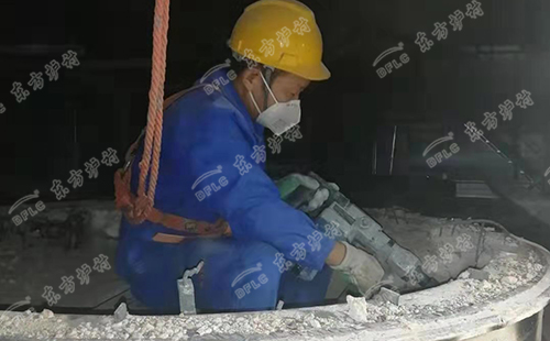 燃烧器浇注料损毁的原因及分析