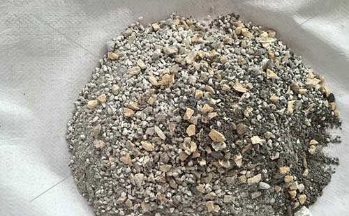 寻找高强耐磨耐火浇注料厂家的方法有哪些