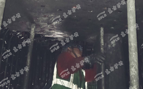 耐火浇注料出现裂缝要怎么补救