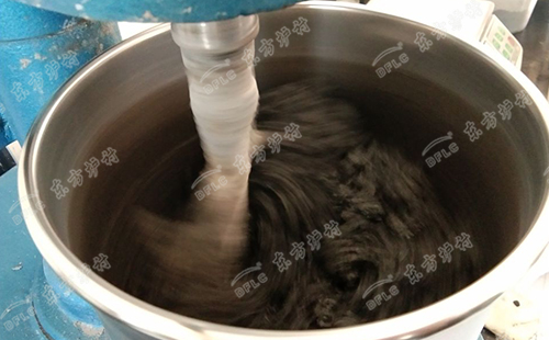 耐火浇注料中“粘土”的四个重要特性！