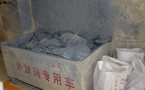 耐火浇注料与耐火水泥的区别