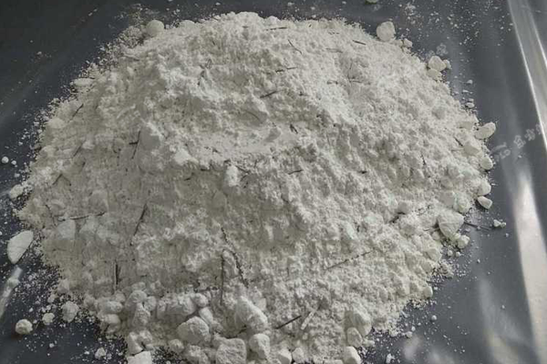 东方炉衬为您介绍钢纤维耐磨浇注料使用方法