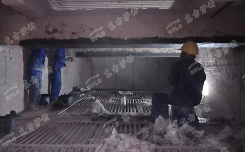 耐火浇注料能和耐火水泥一起用吗？当然...