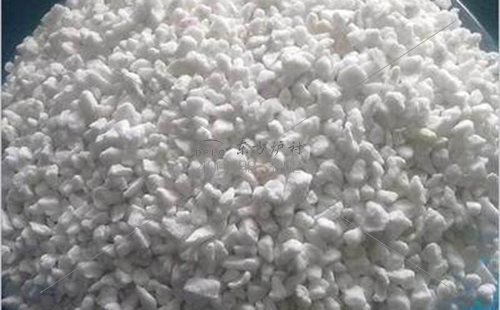无水泥耐火浇注料