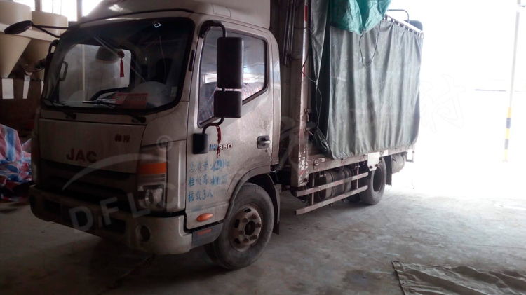 装卸 货车 发货