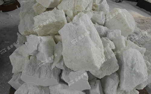 刚玉浇注料价格