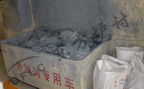 耐火浇注料生产厂家告诉你结合剂的使用方法