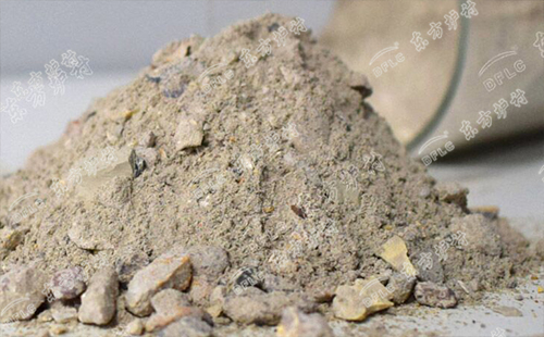 耐火浇注料中的软质黏土和酚醛树脂
