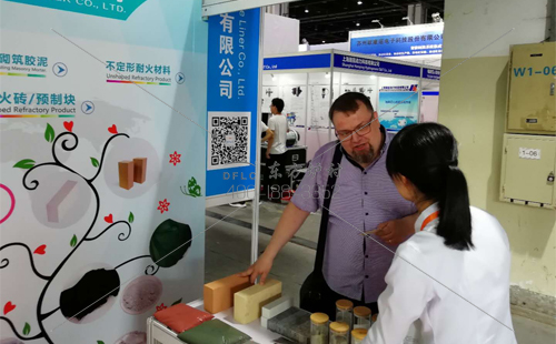 东方炉衬俄罗斯顾客