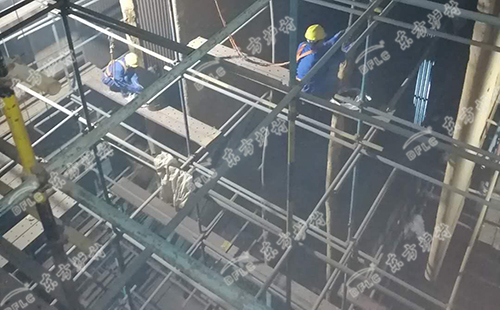 浇注料厂家告诉你怎么检测耐火浇注料的耐压强度