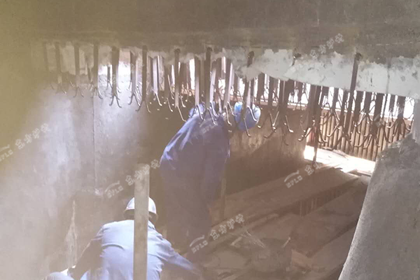 钢纤维浇注料中耐热不锈钢纤维的作用