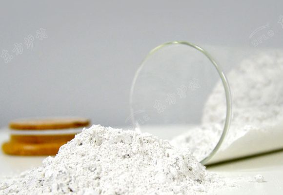 导向角内衬用刚玉自流式浇注料